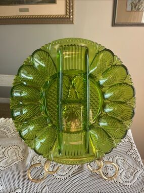LE Smith Green Deviled Egg Plate Tray Platter Pineapple Glass Plate
